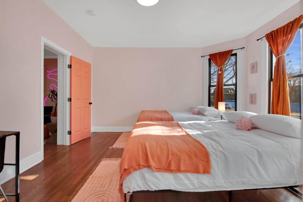 Peachy Paradise In East Rock Near Dt/Yale New Haven Exterior foto